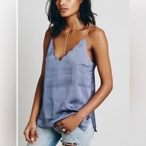 Intimately by Free People Sensual Scalloped V-Neck Line Hem Light Lavender Sz M